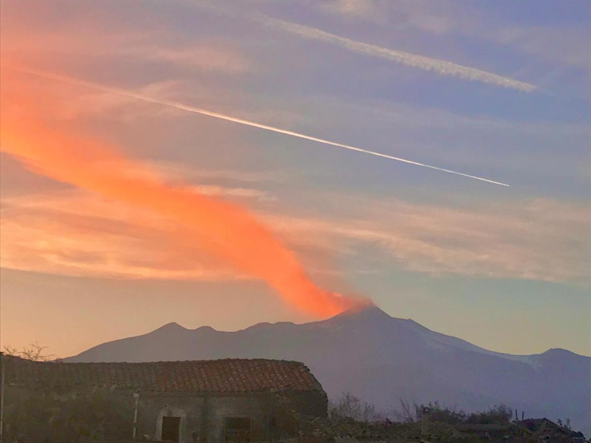 Zaffiro Lavico Rooms Etna Nature Sea Acireale Εξωτερικό φωτογραφία