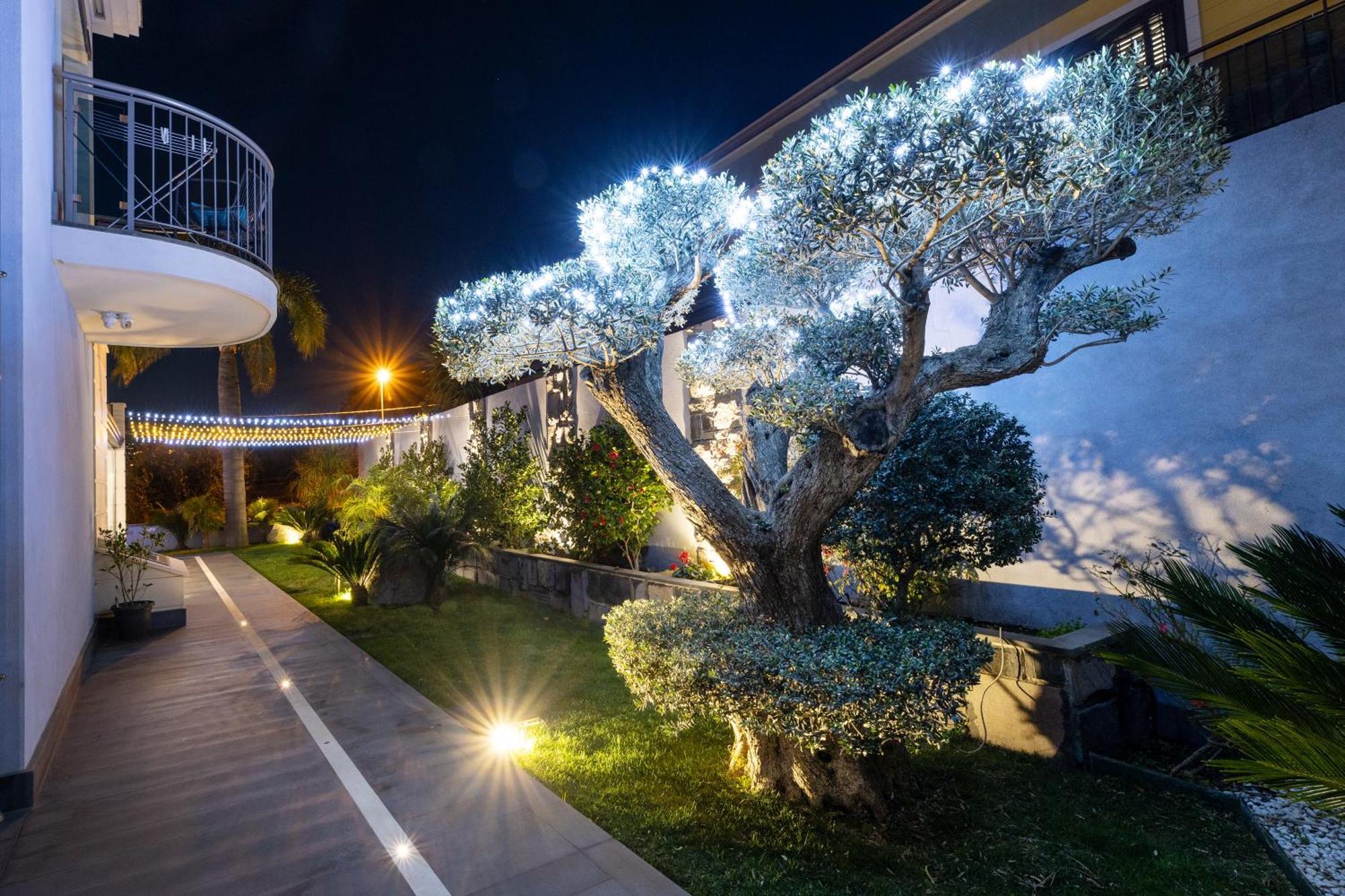 Zaffiro Lavico Rooms Etna Nature Sea Acireale Εξωτερικό φωτογραφία